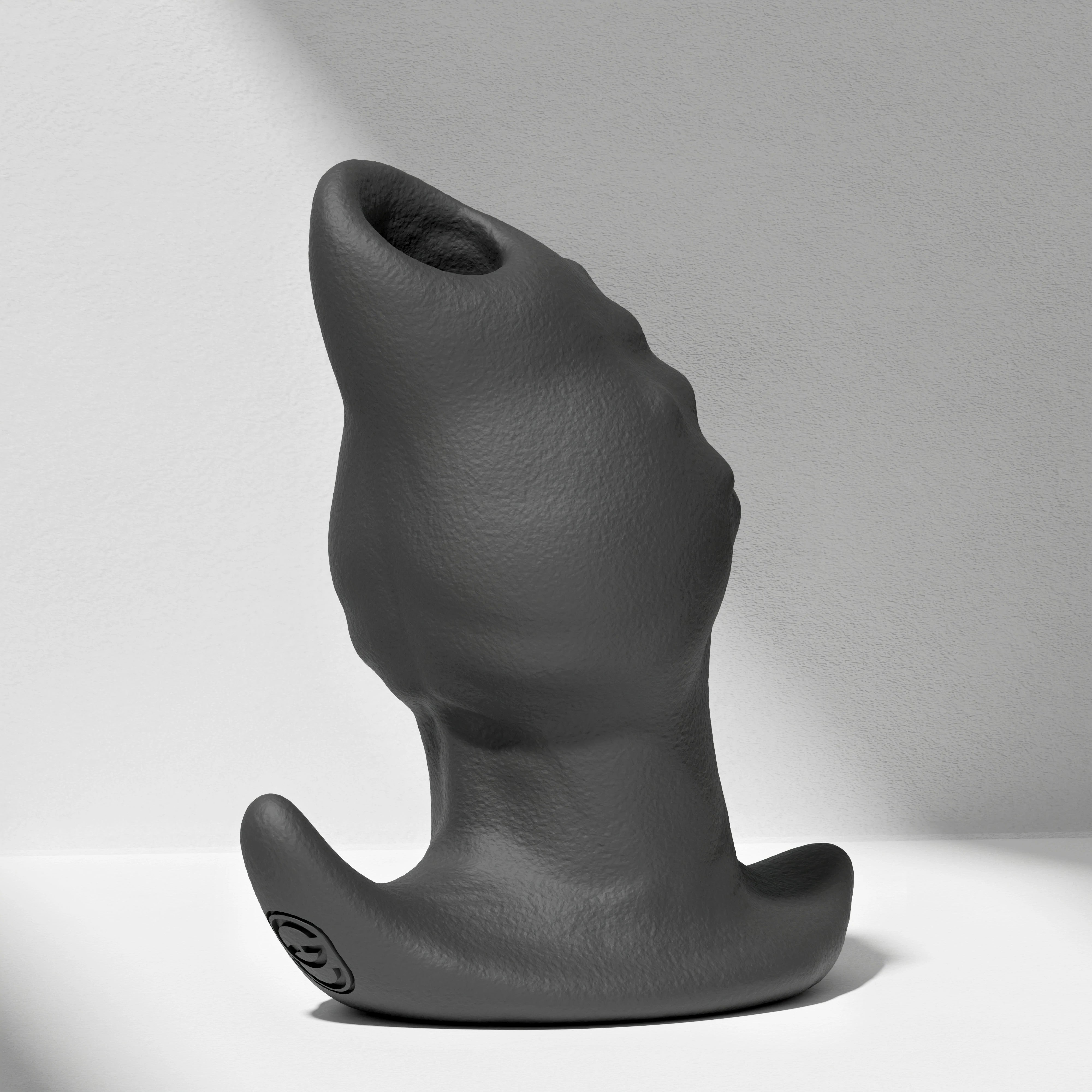 GreedyCluster GREEDYHOLE TUNNEL PLUG 02 silicone tunnel butt plug black product view